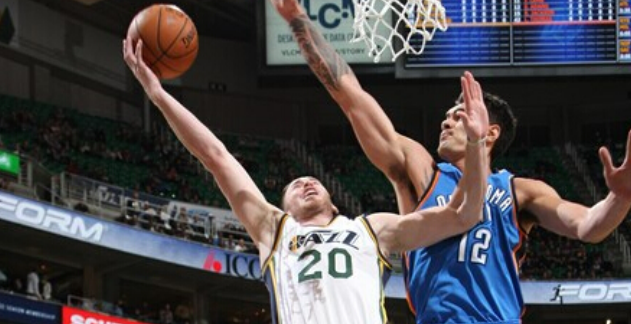 千呼万唤下 千呼万唤下