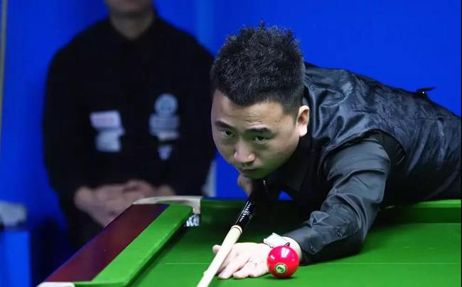 维奇面前 维奇面前